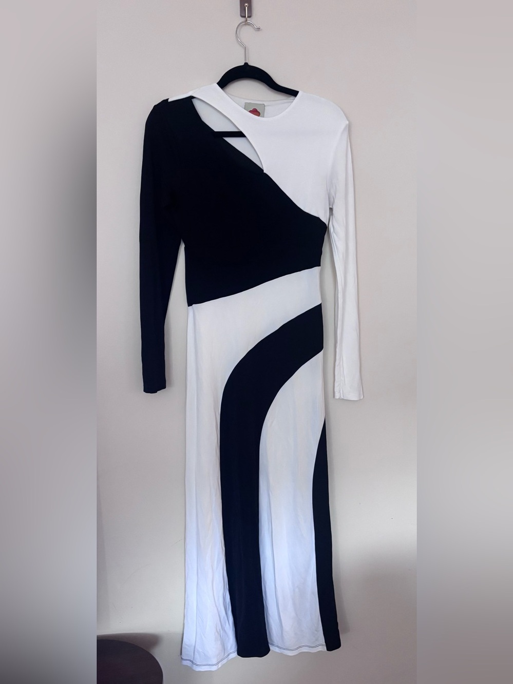 FARM Rio Black & White Abstract Colorblock Cutout Maxi Dress size Medium